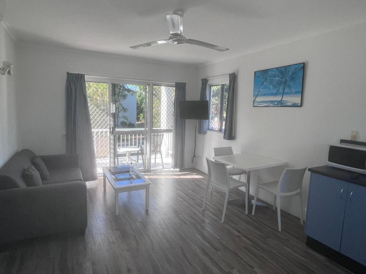 Cocos Holiday Apartments ทรินิตีบีช ภายนอก รูปภาพ