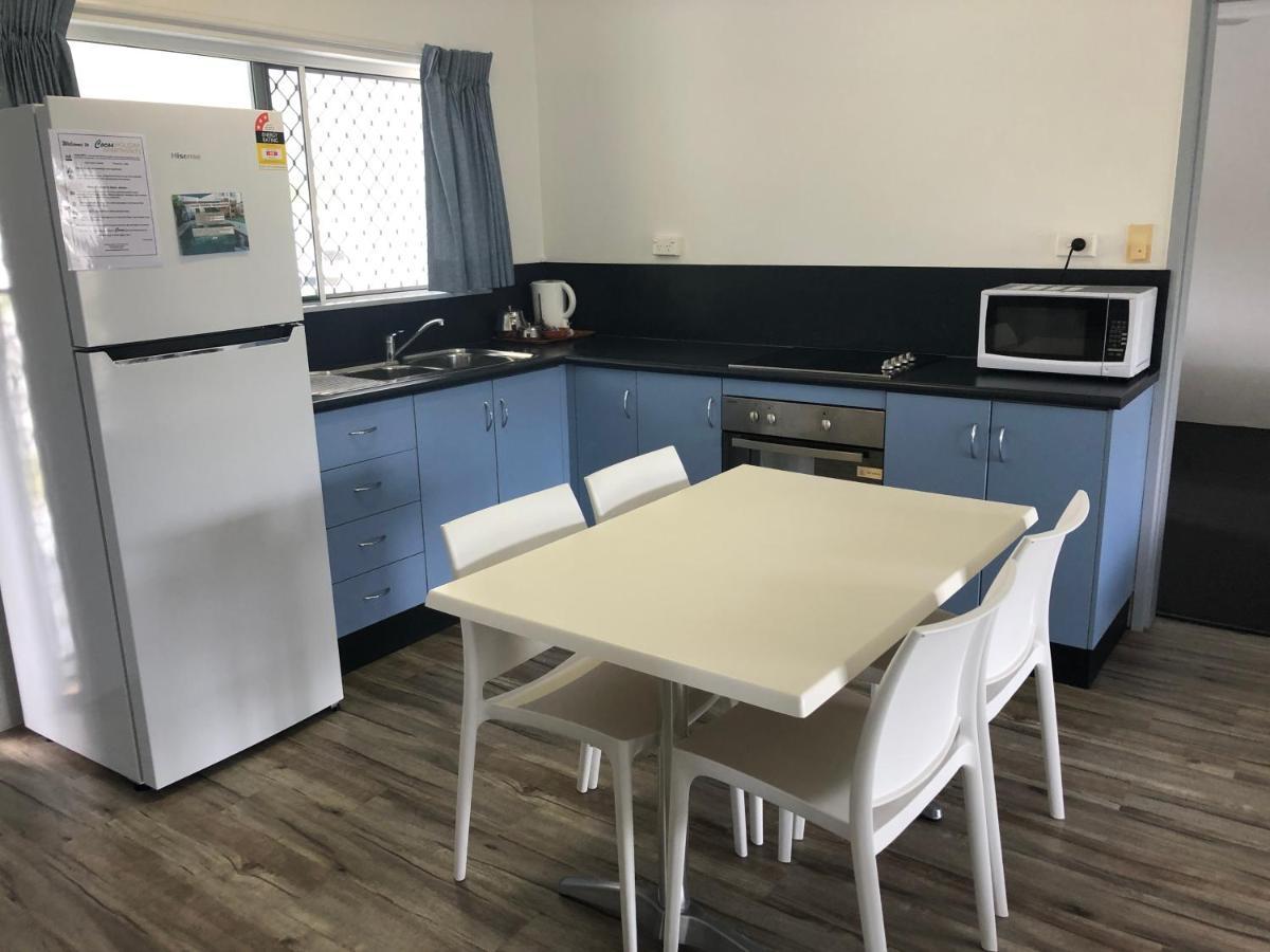 Cocos Holiday Apartments ทรินิตีบีช ภายนอก รูปภาพ