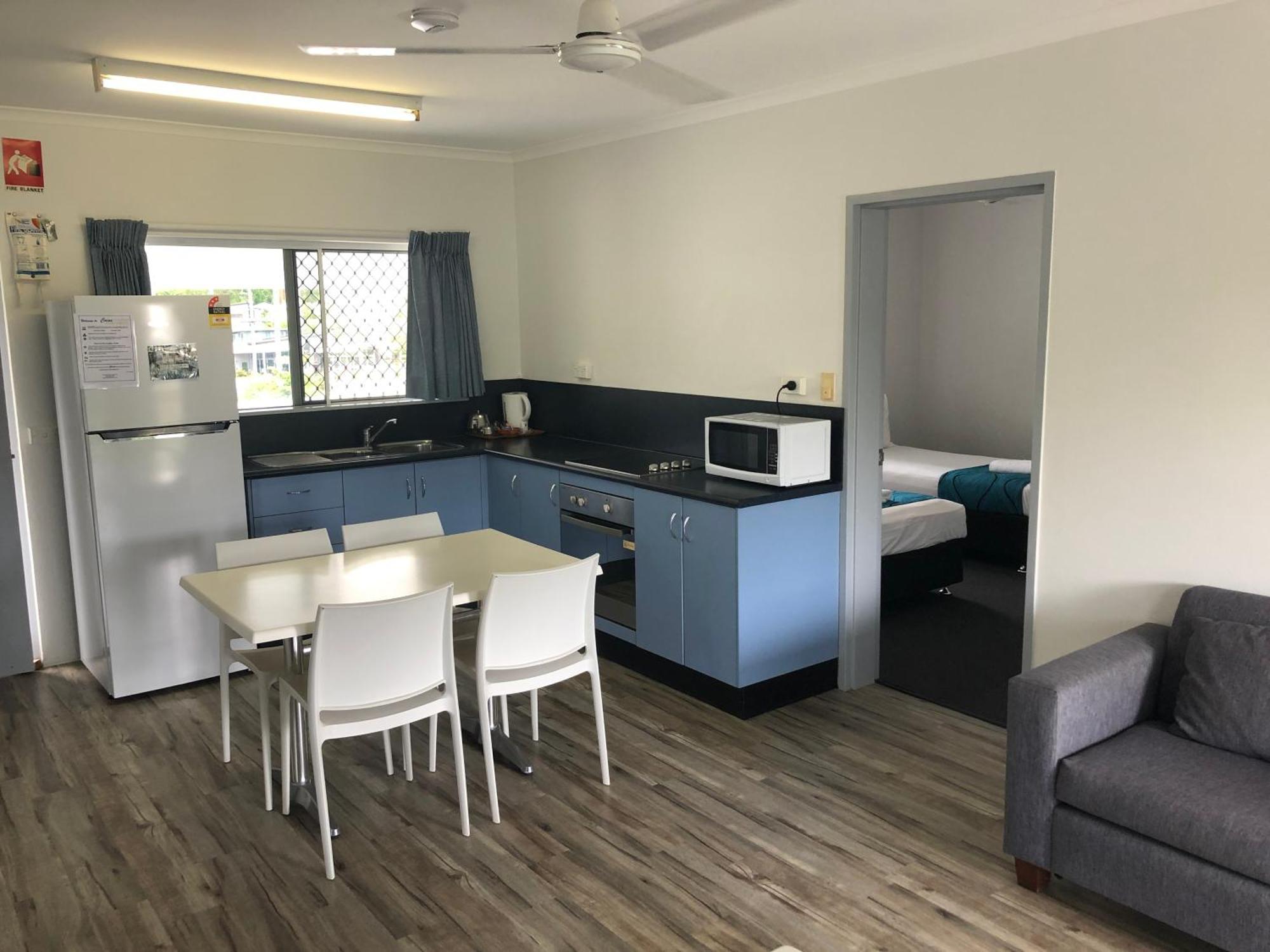Cocos Holiday Apartments ทรินิตีบีช ห้อง รูปภาพ